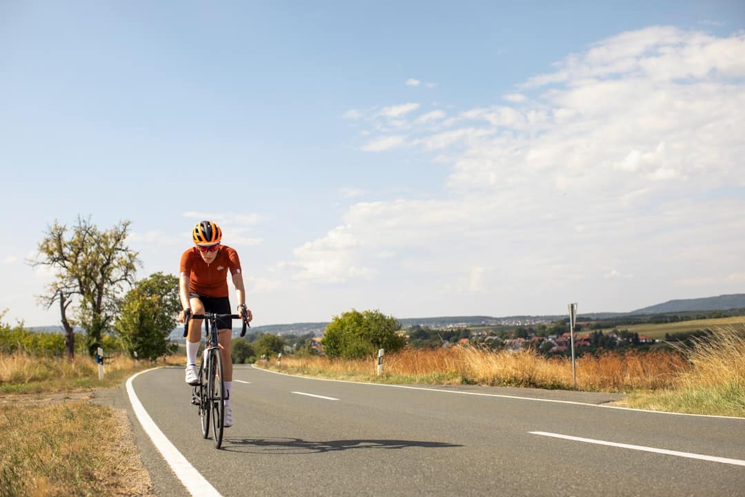 découvrez les solutions de transport durable qui allient respect de l'environnement et efficacité. explorez les tendances et innovations qui façonnent l'avenir de la mobilité responsable.